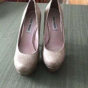 Steve Madden gold glitter heels